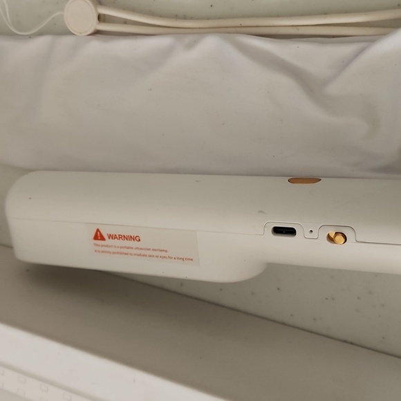 PURPLE GLOW Ultraviolet Hand Held Sterilizer Lamp Used Once - Picture 3 of 7